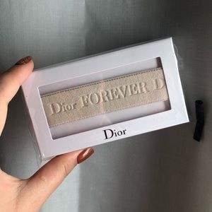 Dior FOREVER Headband